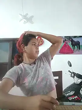 Snapshot of SabinaMerchetti chatting on 02-04-25, 10:02 SabinaMerchetti online show from 02-04-25, 10:02