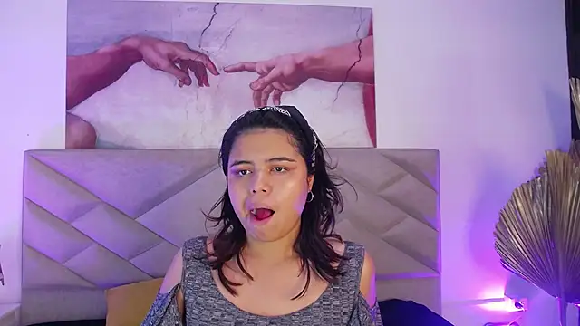 Snapshot of SabinaMerchetti chatting on 09-11-25, 01:39 SabinaMerchetti online show from 09-11-25, 01:39