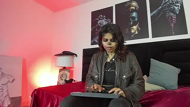 Snapshot of SabinaMerchetti chatting on 10-08-25, 01:36 SabinaMerchetti online show from 10-08-25, 01:36