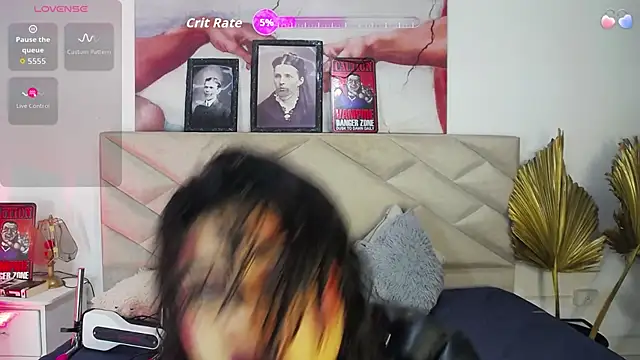 Snapshot of SabinaMerchetti chatting on 10-17-25, 03:10 SabinaMerchetti online show from 10-17-25, 03:10