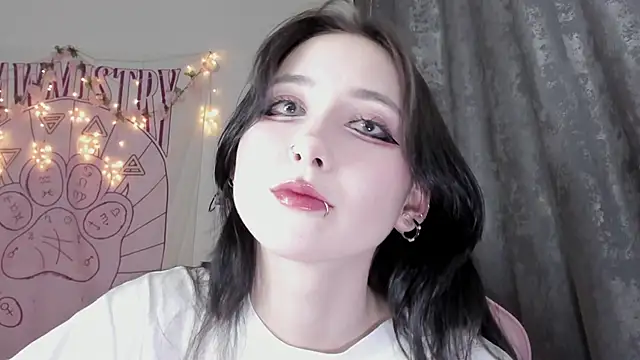 Holy420lolii online show from 10-25-25, 06:35