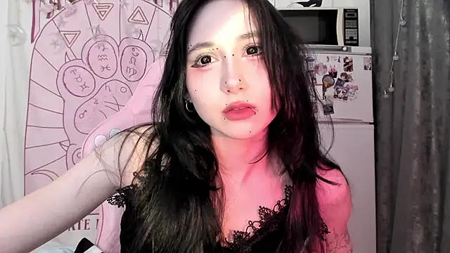 Holy420lolii online show from 02-13-26, 07:21