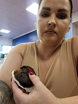 GeorgiaLerox online show from 11-01-25, 01:35