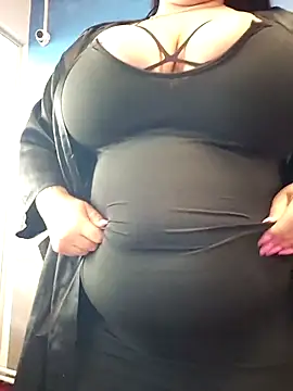GeorgiaLerox online show from 06-19-26, 01:04