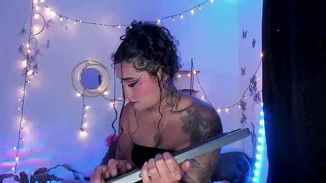 Eva Lee  online show from 03-01-25, 06:24