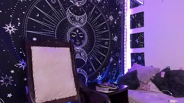 Eva Lee  online show from 09-17-25, 06:48