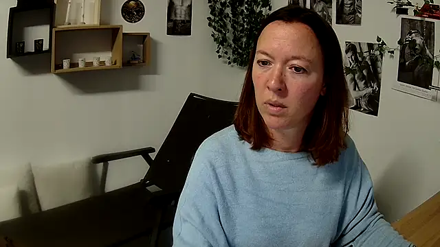 AnyaKreyxh online show from 12-14-24, 02:21