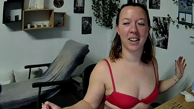 AnyaKreyxh online show from 01-25-25, 06:24