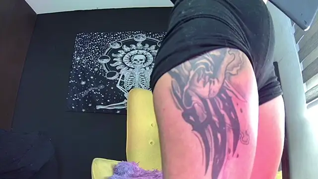 EvangelineCors online show from 02-04-26, 06:25