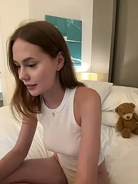 Snapshot of Meow_Sophie chatting on 02-16-25, 05:04 Meow Sophie online show from 02-16-25, 05:04