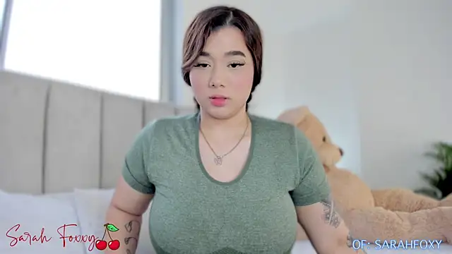 Snapshot of Foxxy222_ chatting on 01-02-25, 10:33 Foxxy222 online show from 01-02-25, 10:33