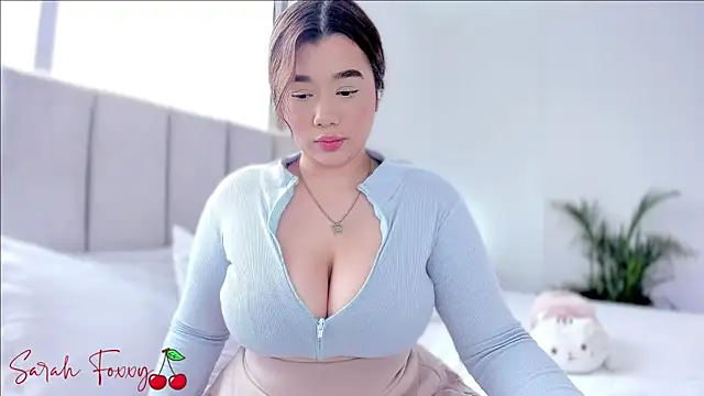 Snapshot of Foxxy222_ chatting on 02-11-25, 09:46 Foxxy222 online show from 02-11-25, 09:46