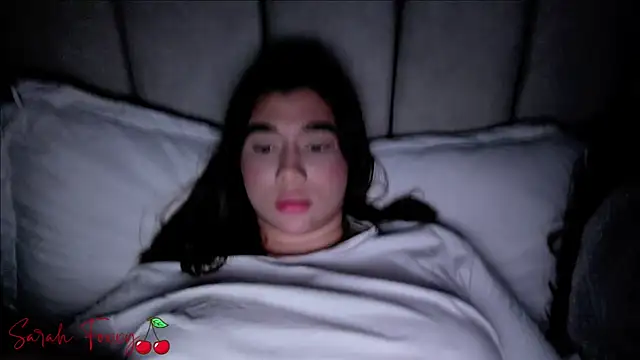 Snapshot of Foxxy222_ chatting on 02-26-25, 06:26 Foxxy222 online show from 02-26-25, 06:26
