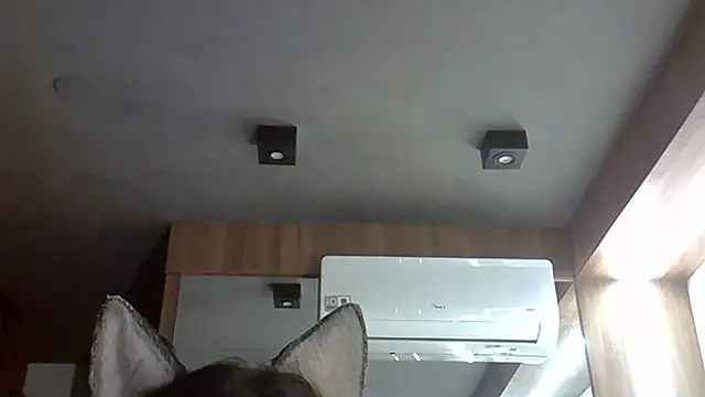 Skinny-Kitten online show from 11-03-25, 12:13