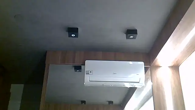 Snapshot of Skinny-Kitten chatting on 02-18-26, 04:30 Skinny-Kitten online show from 02-18-26, 04:30