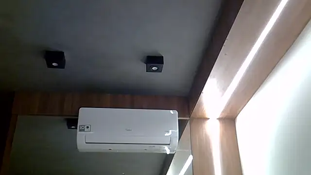 Snapshot of Skinny-Kitten chatting on 02-20-26, 06:26 Skinny-Kitten online show from 02-20-26, 06:26