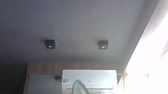 Snapshot of Skinny-Kitten chatting on 03-25-26, 03:01 Skinny-Kitten online show from 03-25-26, 03:01