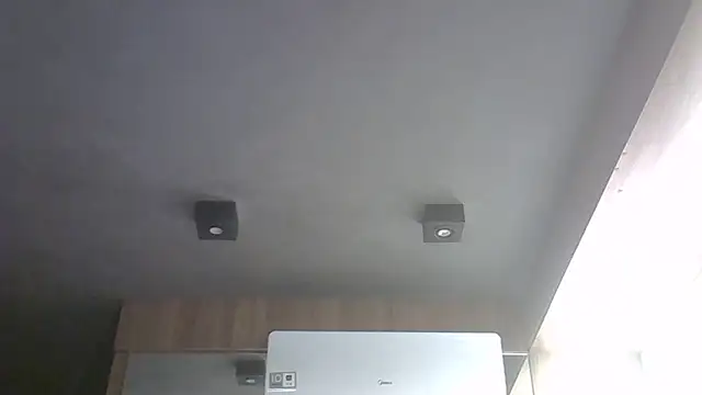 Skinny-Kitten online show from 04-18-26, 03:32