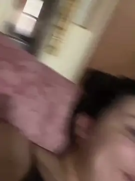 Snapshot of Abril_Luv chatting on 02-22-25, 11:24 Abril Luv online show from 02-22-25, 11:24