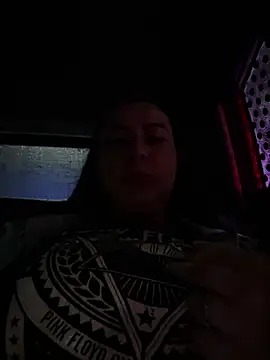 Snapshot of Abril_Luv chatting on 03-08-25, 01:28 Abril Luv online show from 03-08-25, 01:28