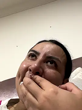 Snapshot of Abril_Luv chatting on 09-10-25, 01:49 Abril Luv online show from 09-10-25, 01:49