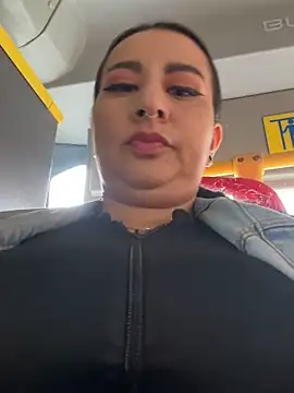 Abril Luv online show from 02-12-26, 12:11