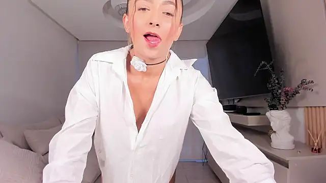 wandathompson  online show from 01-13-25, 11:19