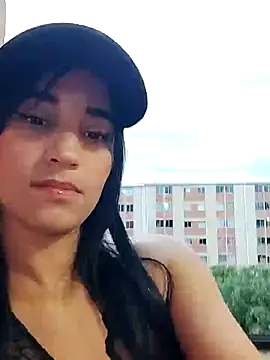 Snapshot of _nathaly_sweet chatting on 03-17-25, 11:11 nathaly sweet online show from 03-17-25, 11:11