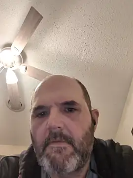 Snapshot of Louis504z chatting on 11-24-25, 02:22 Louis504z online show from 11-24-25, 02:22