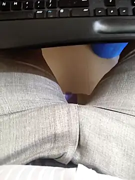 adicma123 online show from 02-12-26, 07:14