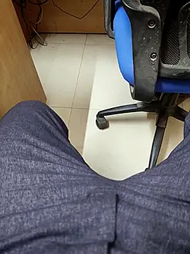 adicma123 online show from 03-05-26, 07:48