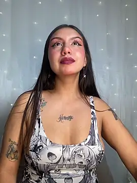 Cinnamon Meow online show from 11-18-25, 09:41