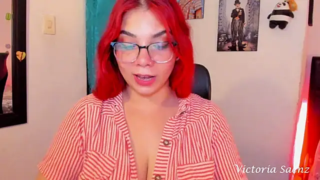 victoriaasaenz  online show from 01-25-25, 12:59