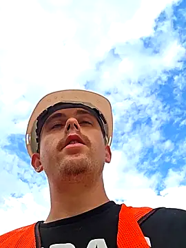 stonerkid578 online show from 10-09-25, 03:32