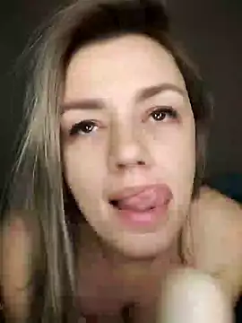 Snapshot of KrissSexi chatting on 01-31-25, 04:48 KrissSexi online show from 01-31-25, 04:48