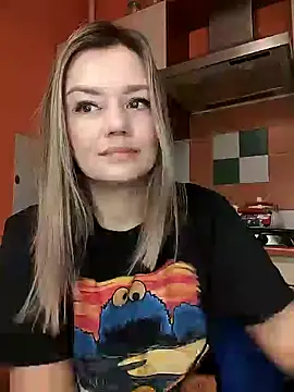 Snapshot of KrissSexi chatting on 02-01-25, 04:46 KrissSexi online show from 02-01-25, 04:46
