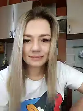 Snapshot of KrissSexi chatting on 02-16-25, 11:16 KrissSexi online show from 02-16-25, 11:16