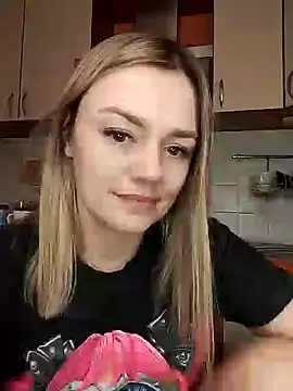 Snapshot of KrissSexi chatting on 02-16-25, 05:04 KrissSexi online show from 02-16-25, 05:04