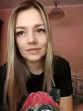 Snapshot of KrissSexi chatting on 02-18-25, 08:05 KrissSexi online show from 02-18-25, 08:05