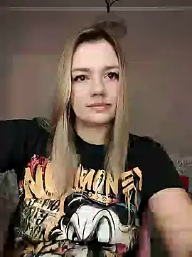 Snapshot of KrissSexi chatting on 02-26-25, 06:04 KrissSexi online show from 02-26-25, 06:04