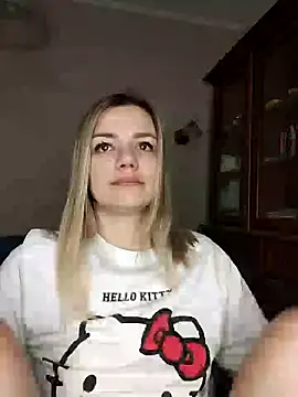 Snapshot of KrissSexi chatting on 02-27-25, 04:43 KrissSexi online show from 02-27-25, 04:43