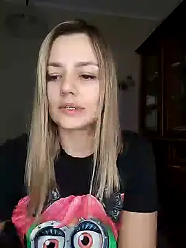 Snapshot of KrissSexi chatting on 03-01-25, 06:00 KrissSexi online show from 03-01-25, 06:00