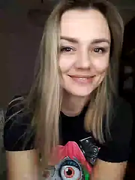 Snapshot of KrissSexi chatting on 03-06-25, 01:14 KrissSexi online show from 03-06-25, 01:14