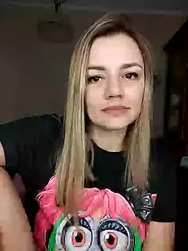 Snapshot of KrissSexi chatting on 03-08-25, 04:17 KrissSexi online show from 03-08-25, 04:17