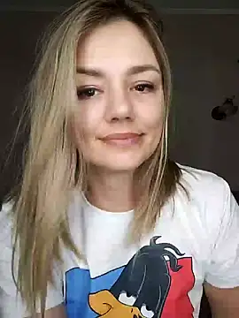 Snapshot of KrissSexi chatting on 03-11-25, 03:34 KrissSexi online show from 03-11-25, 03:34