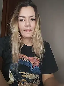 KrissSexi online show from 11-22-25, 06:45