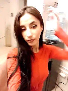 AmeliaJune online show from 11-29-25, 11:46