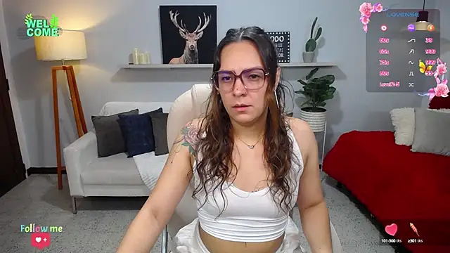 Bianca     online show from 10-15-25, 01:06