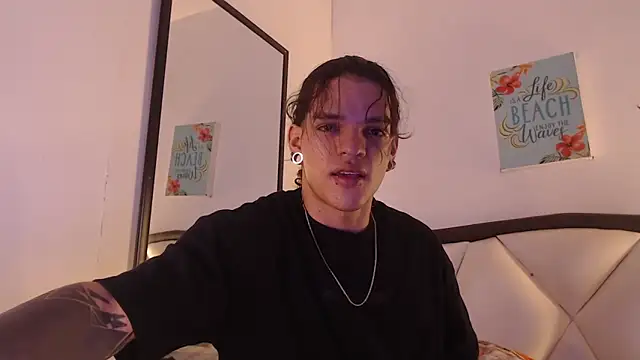 AlbertBernal69 online show from 11-20-25, 02:23