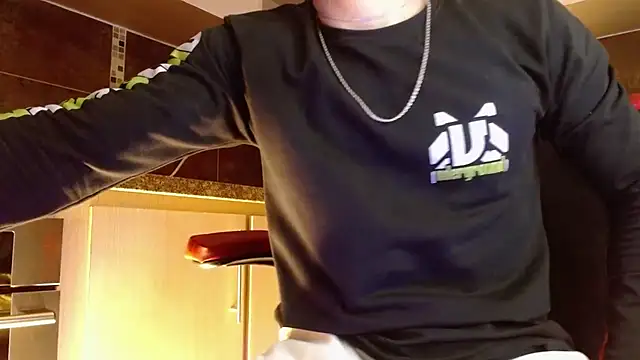 AlbertBernal69 online show from 02-20-26, 03:14